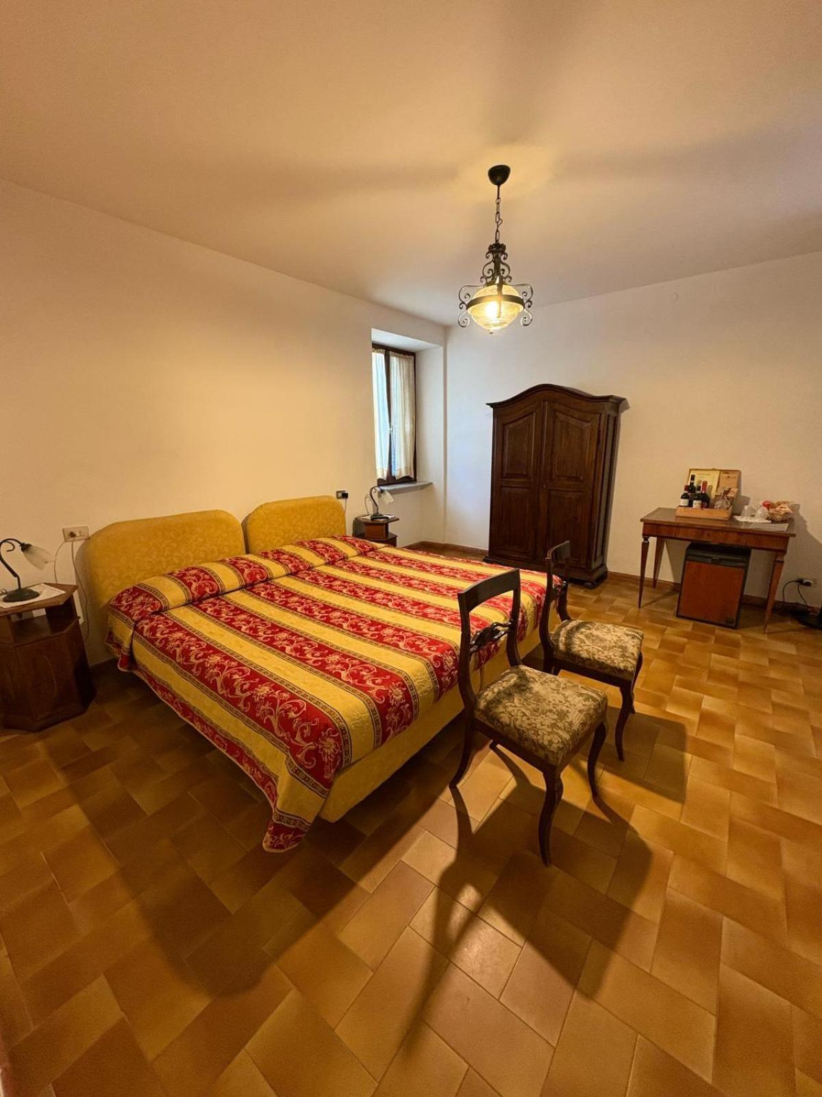 أمبيرتيدي Agriturismo Montecorona المظهر الخارجي الصورة