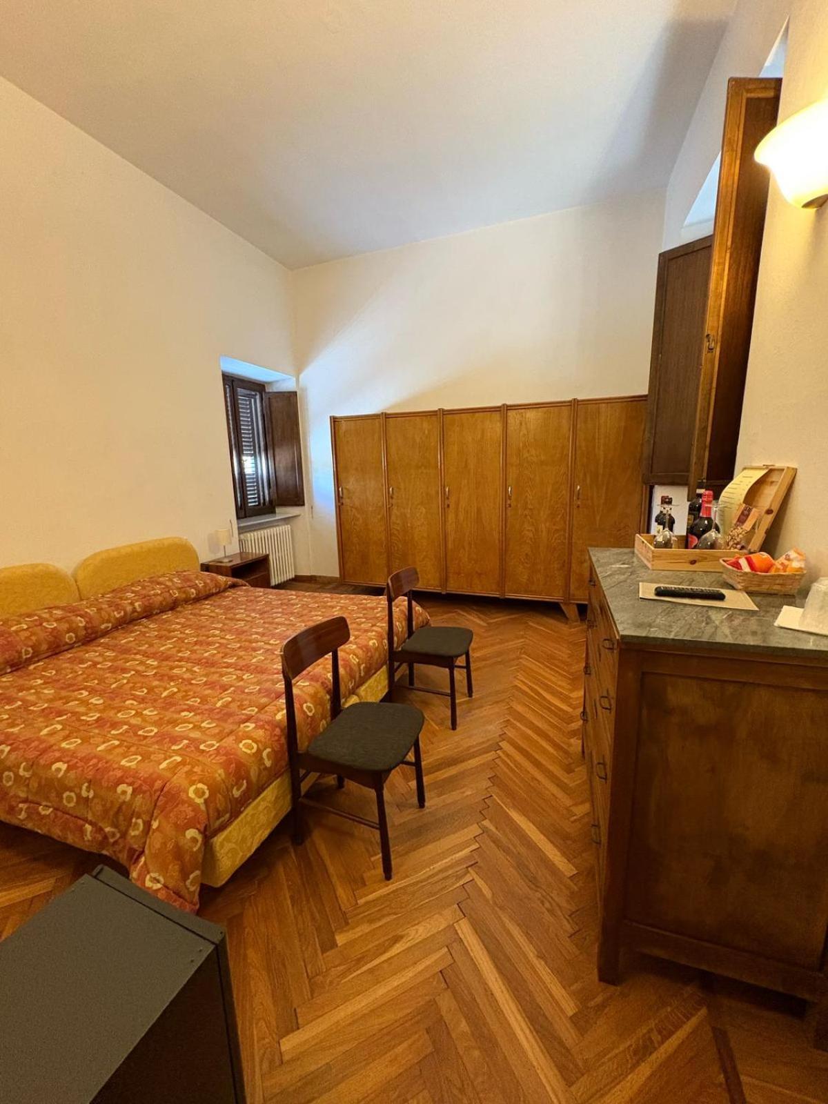 أمبيرتيدي Agriturismo Montecorona المظهر الخارجي الصورة